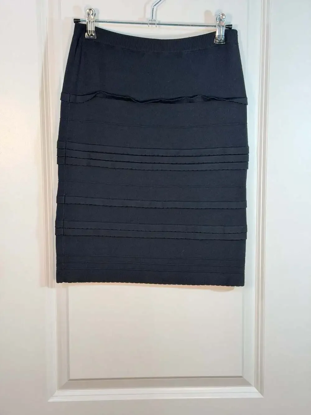 Carmen Marc Valvo Black Tiered Knit Pencil Skirt Size XS